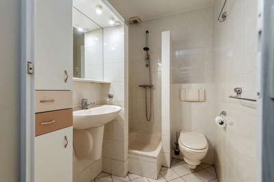 Teisterbantlaan 3, Tiel