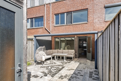 Tinnegieter 16, Tiel