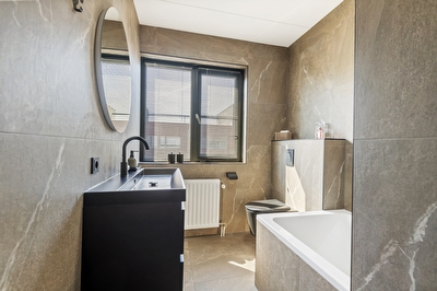 Tinnegieter 16, Tiel