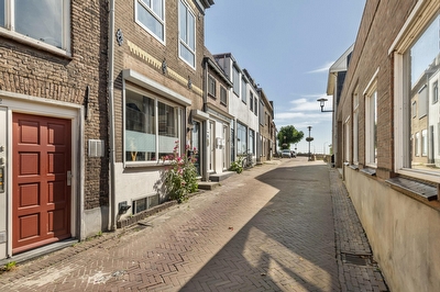 Tolhuiswal 1, Tiel