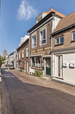 Tolhuiswal 1, Tiel