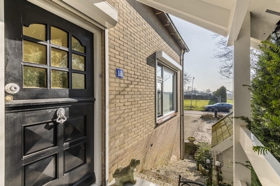 Vergardeweg 18, Wadenoijen