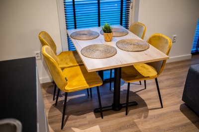 Weerstraat 39 a, Tiel