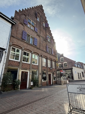 Weerstraat 47, Tiel