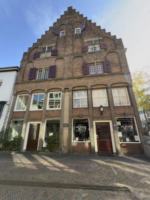 Weerstraat 47, Tiel